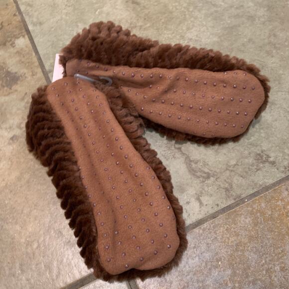 Women’s Faur Fux Slipper Socks with Grippers 2 pcs for $10 - Picture 6 of 9